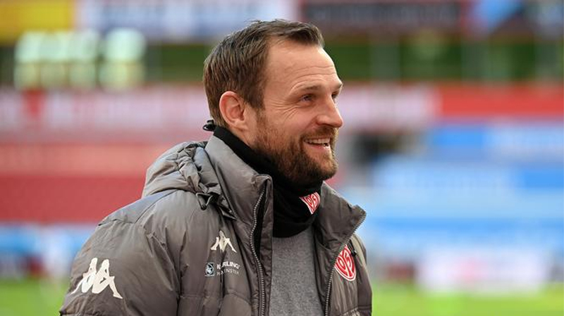 Mainz boss reiterates support for under-fire Svensson