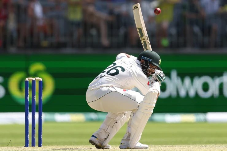 Perth Test Stalemate: A Cricket Earthquake Rumbles in India.