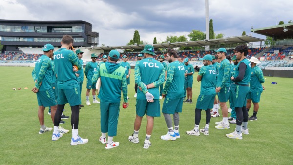 Pakistan Team Without Doctor in Australia due to "Passport issues"